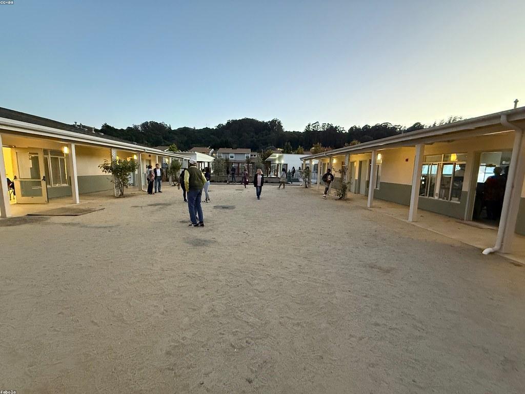 សំណួរញឹកញាប់អំពីការអប់រំ